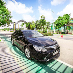 Cho thuê xe Toyota Camry
