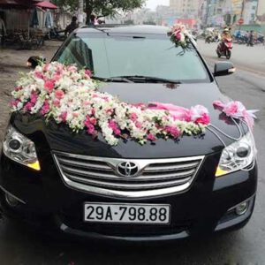 Cho thuê xe cưới Toyota Camry 2.5